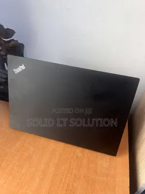 Laptop Lenovo ThinkPad E585 8GB AMD Ryzen 5 SSD 256GB