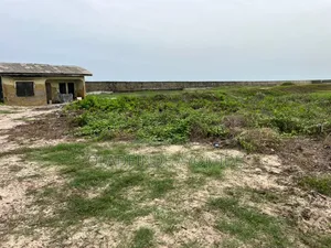 Plots Of Dry Land For Sale