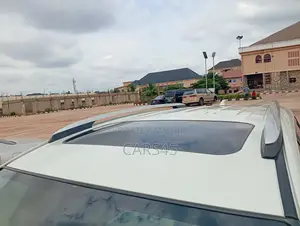 Toyota RAV4 2019 Off white