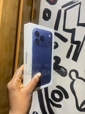 New Apple iPhone 17 Pro Max 256 GB Blue