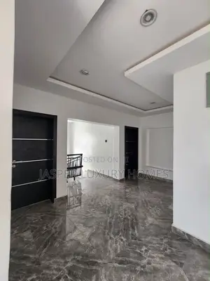 3bdrm Duplex in Ikeja for rent