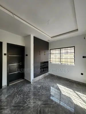3bdrm Duplex in Ikeja for rent