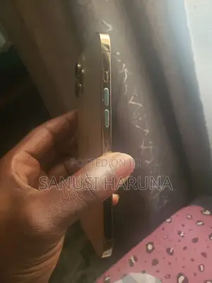 New Apple iPhone 12 Pro Max 128 GB Gold