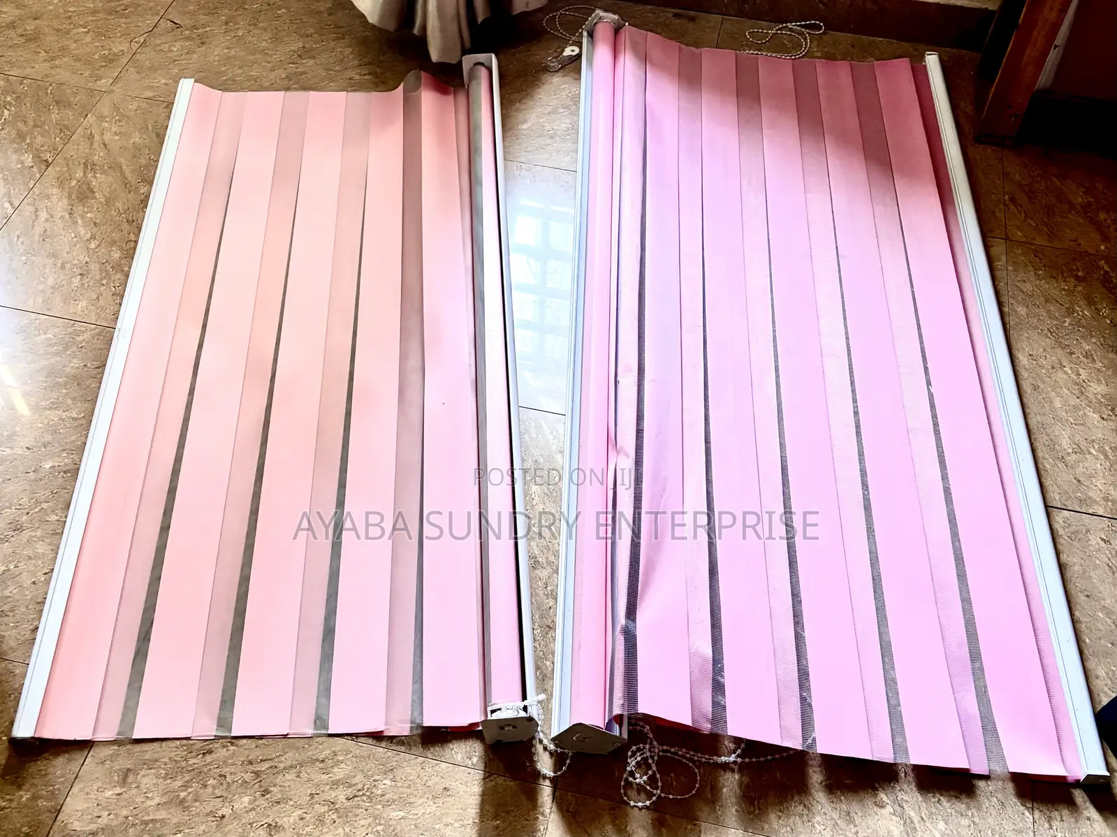 Pinkie Window Blinds