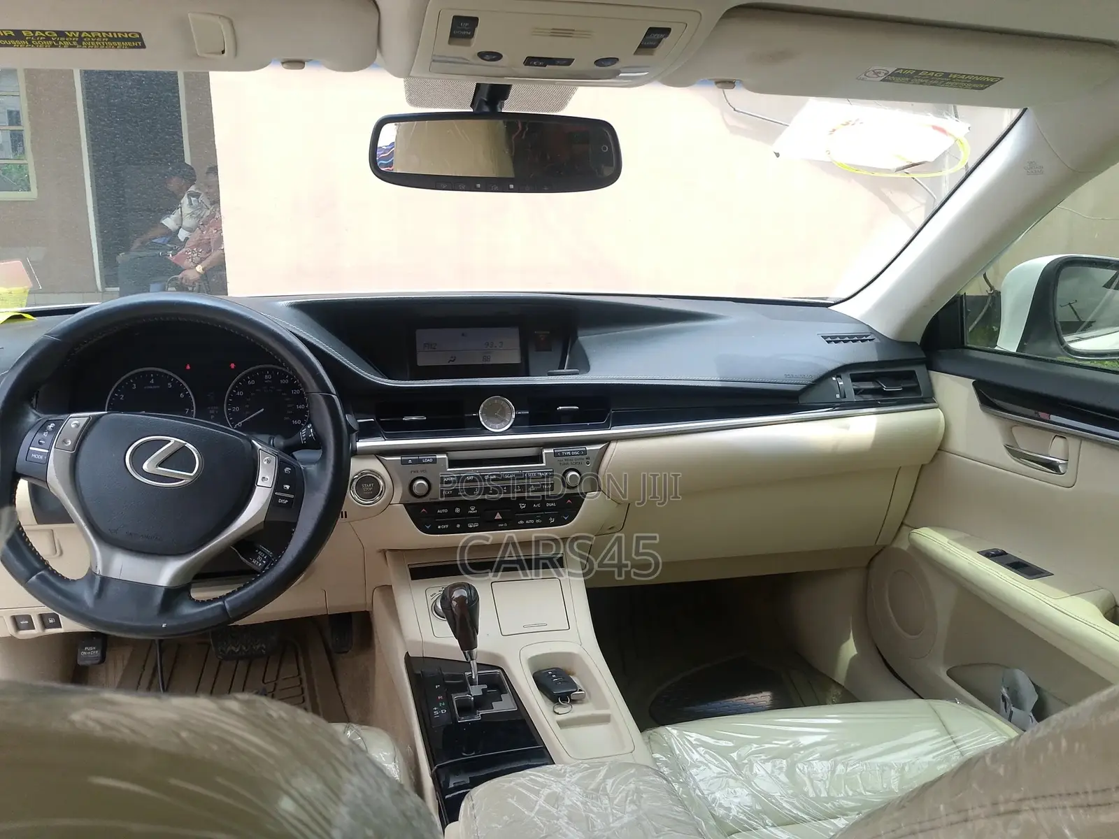 Lexus ES 2013 White