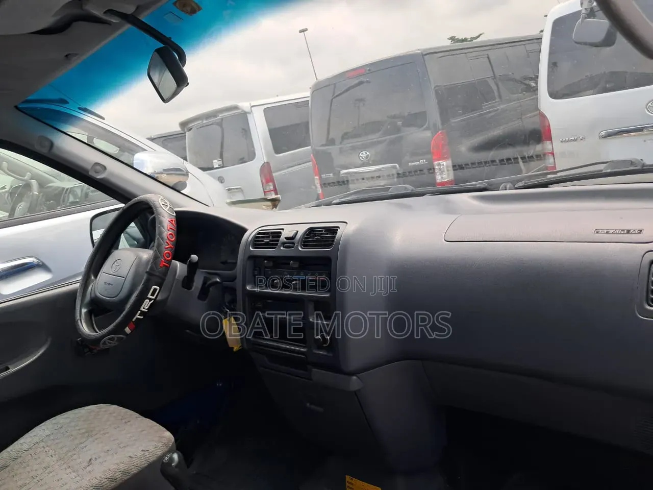Toyota HiAce 2010 Blue