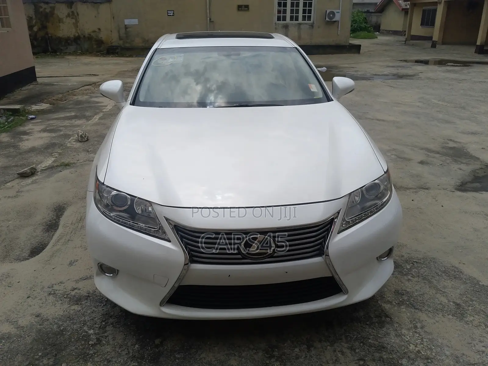 Lexus ES 2013 White