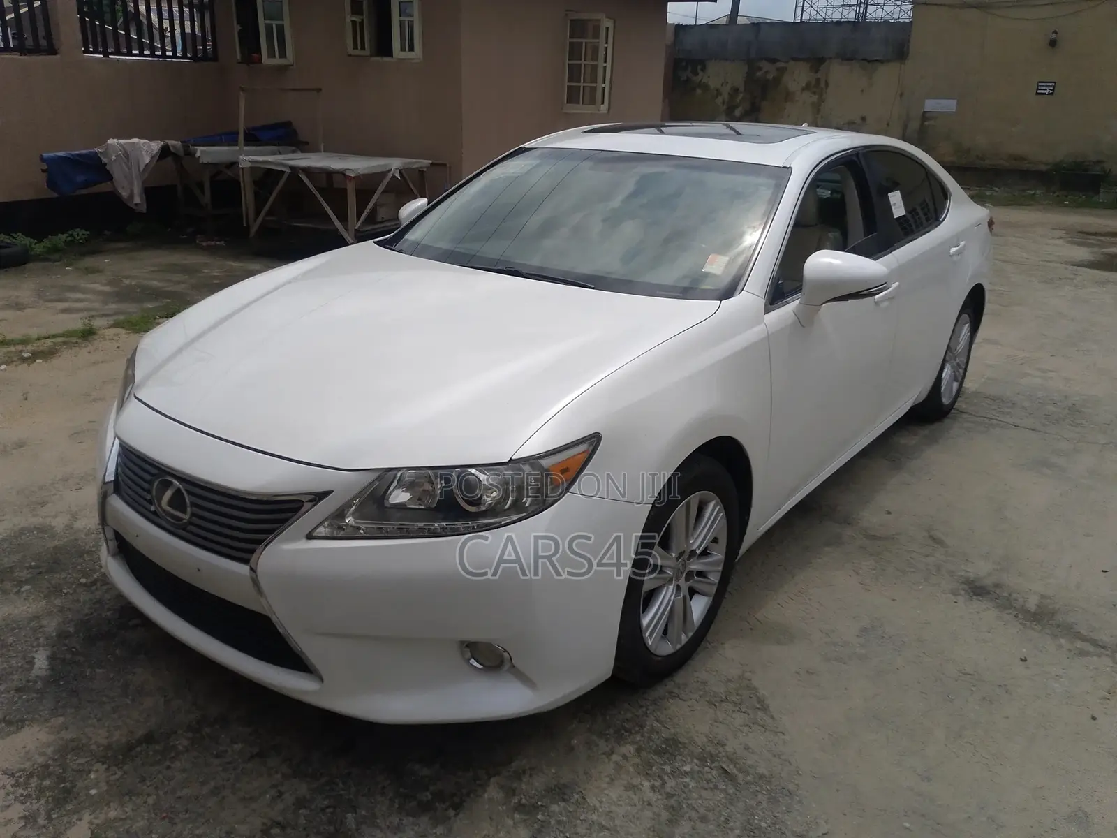 Lexus ES 2013 White