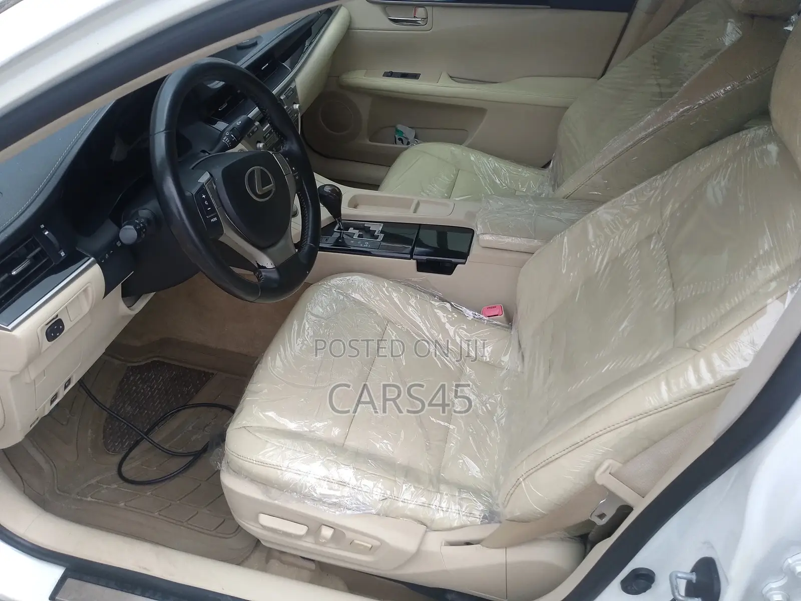 Lexus ES 2013 White