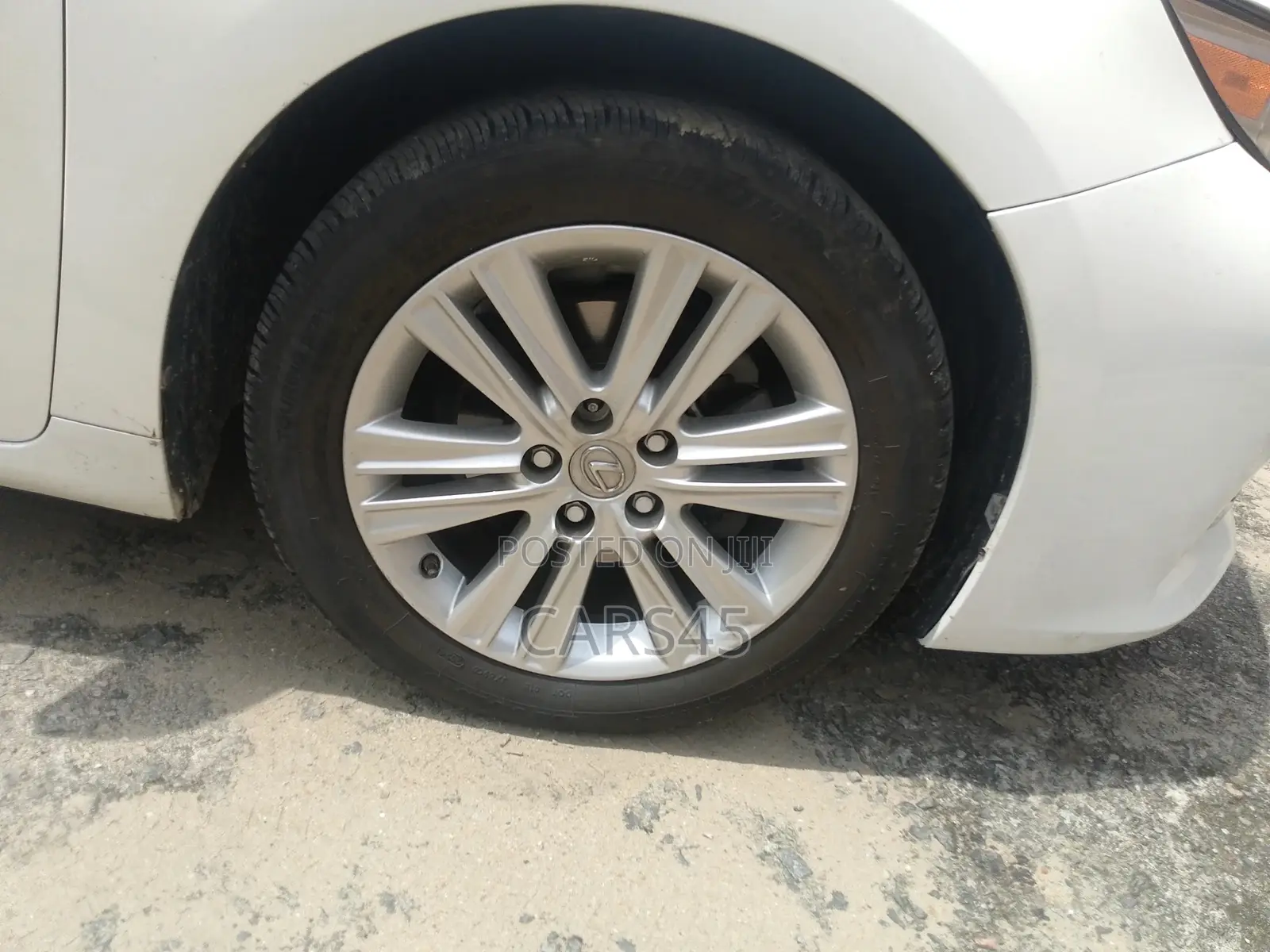 Lexus ES 2013 White