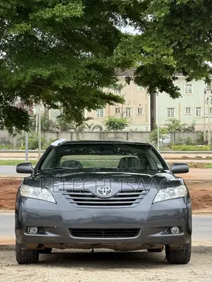Toyota Camry LE 4dr Sedan (2.4L 4cyl 5A) 2009 Gray