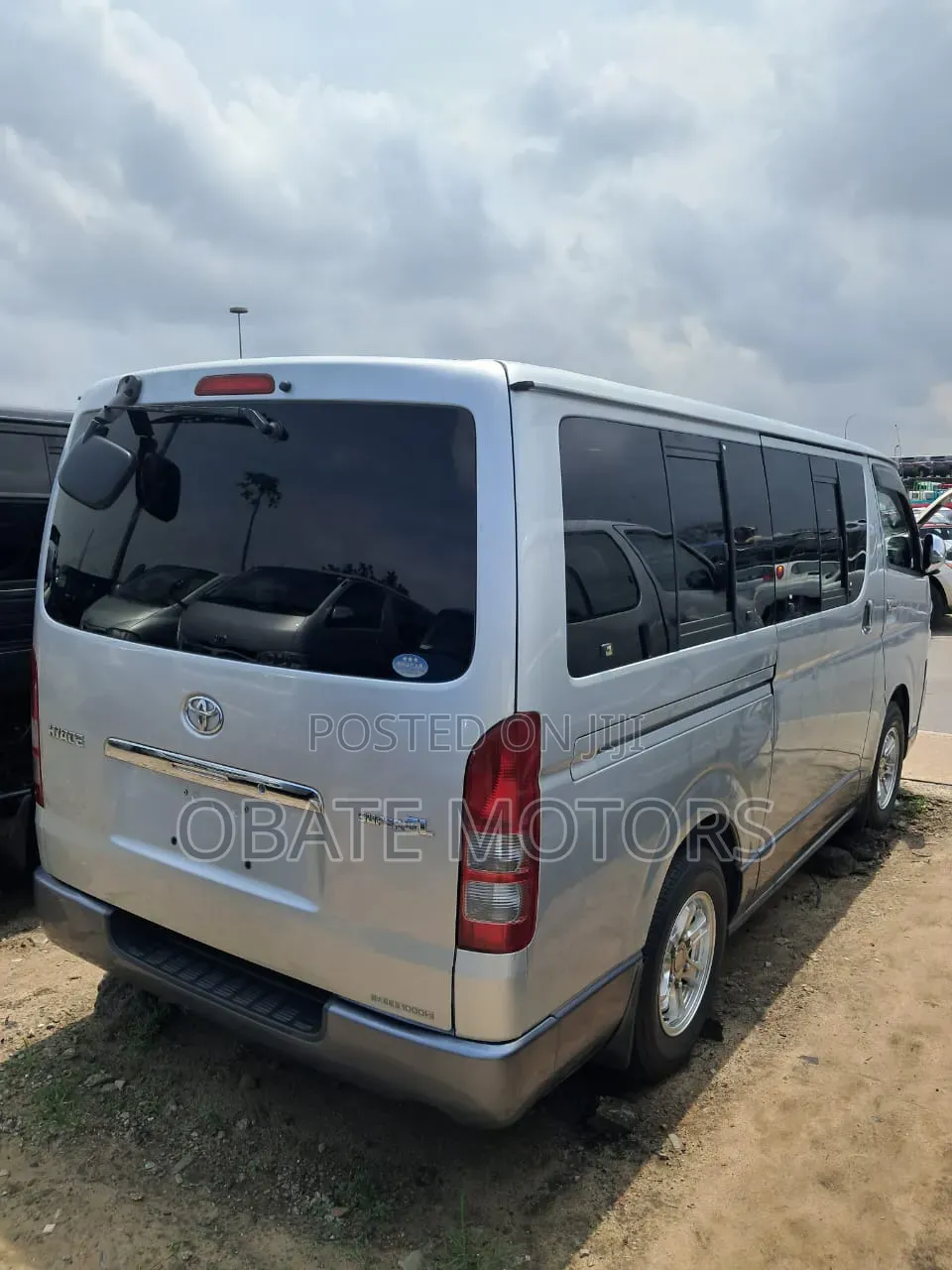 Toyota HiAce 2015 Grey