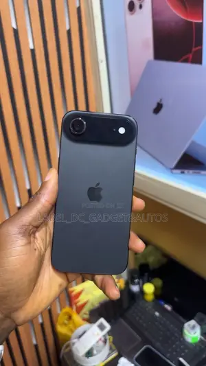 Apple iPhone Air 256 GB Black