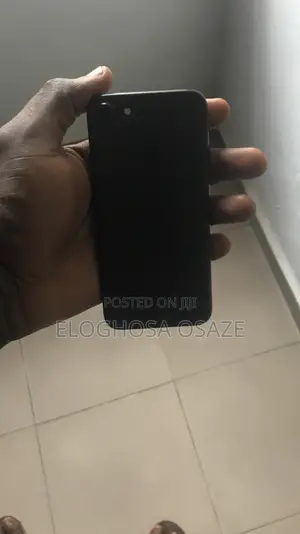 Apple iPhone 7 128 GB Black