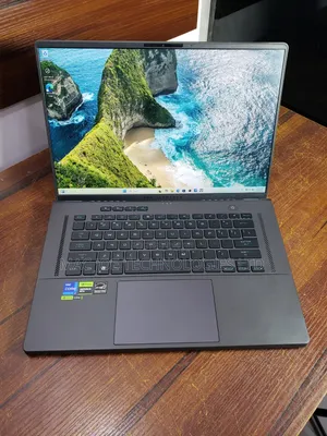 Laptop Asus ROG Zephyrus G16 16GB Intel Core i7 SSD 512GB