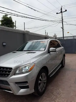 Mercedes-Benz M Class ML350 4MATIC 4dr SUV AWD (3.5L 6cyl 7A) 2014