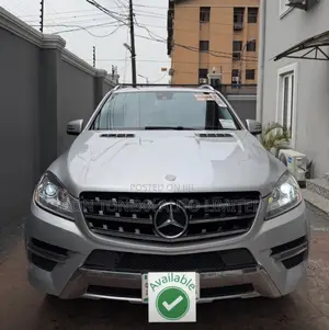 Mercedes-Benz M Class ML350 4MATIC 4dr SUV AWD (3.5L 6cyl 7A) 2014
