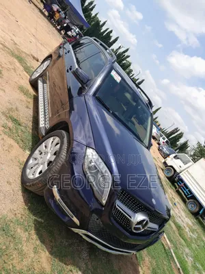 Mercedes-Benz GLK-Class 2010 Blue