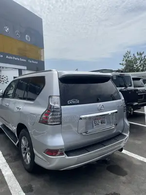 Lexus GX 2014 Silver