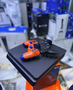 Playstation 4 Slim