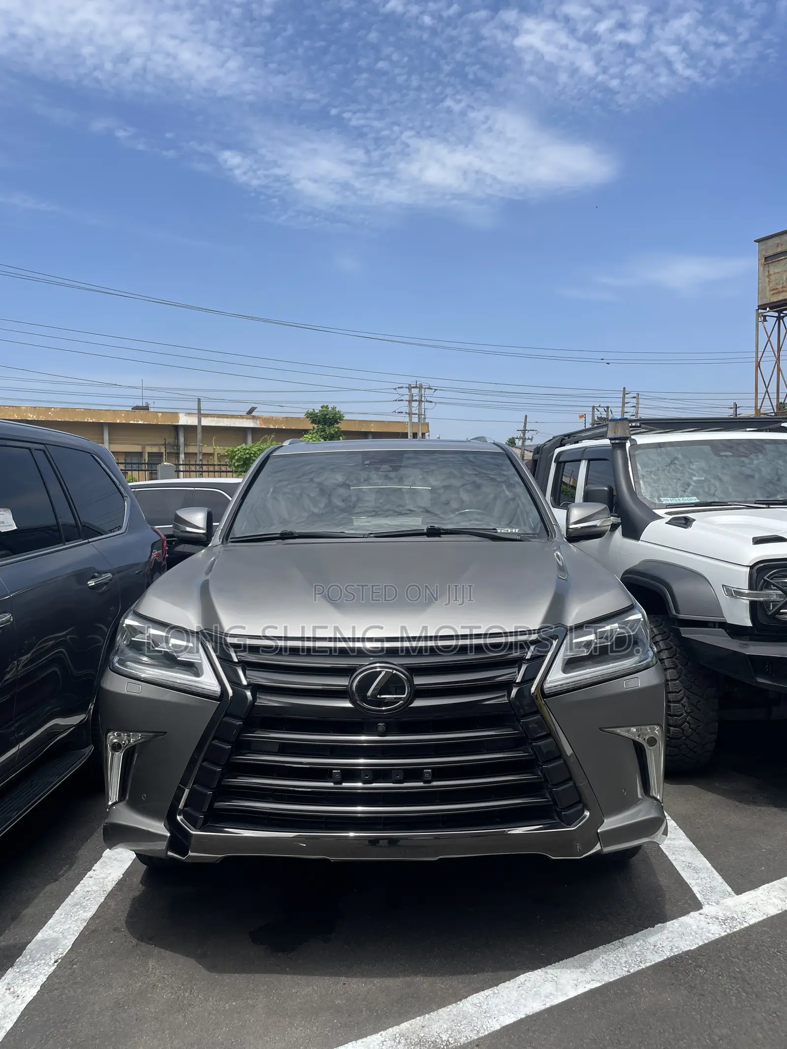 Lexus LX 2018 Gray