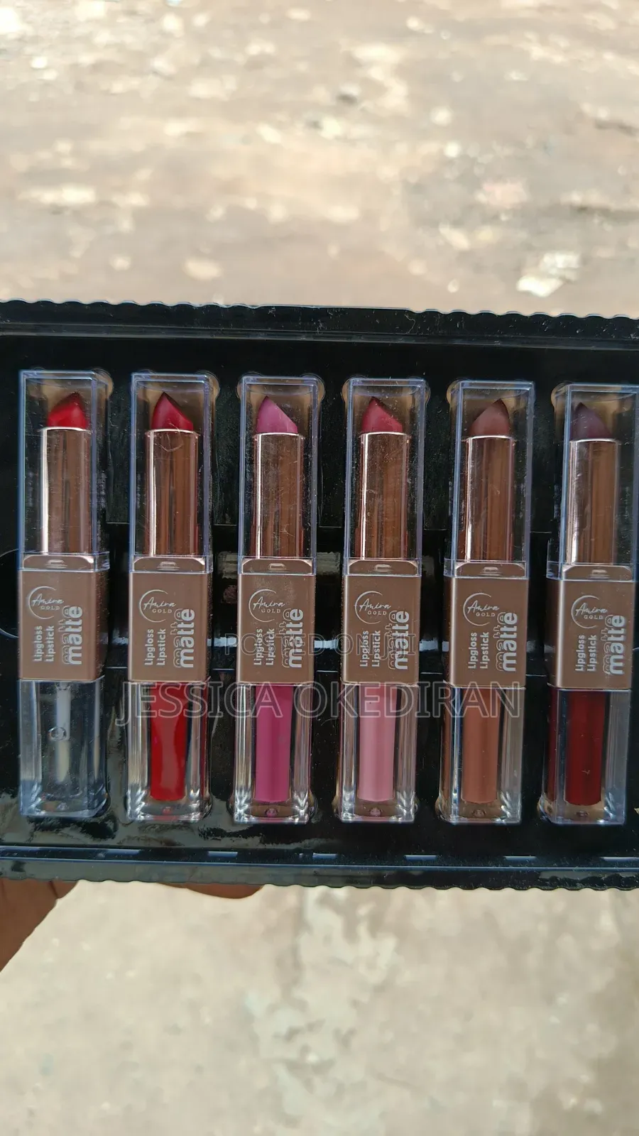 Brand New Aure Gold 2-In1 Lipstick Gloss
