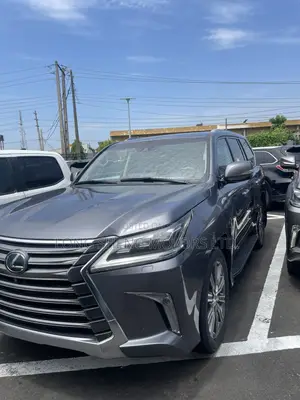 Lexus LX 2017