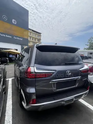 Lexus LX 2017