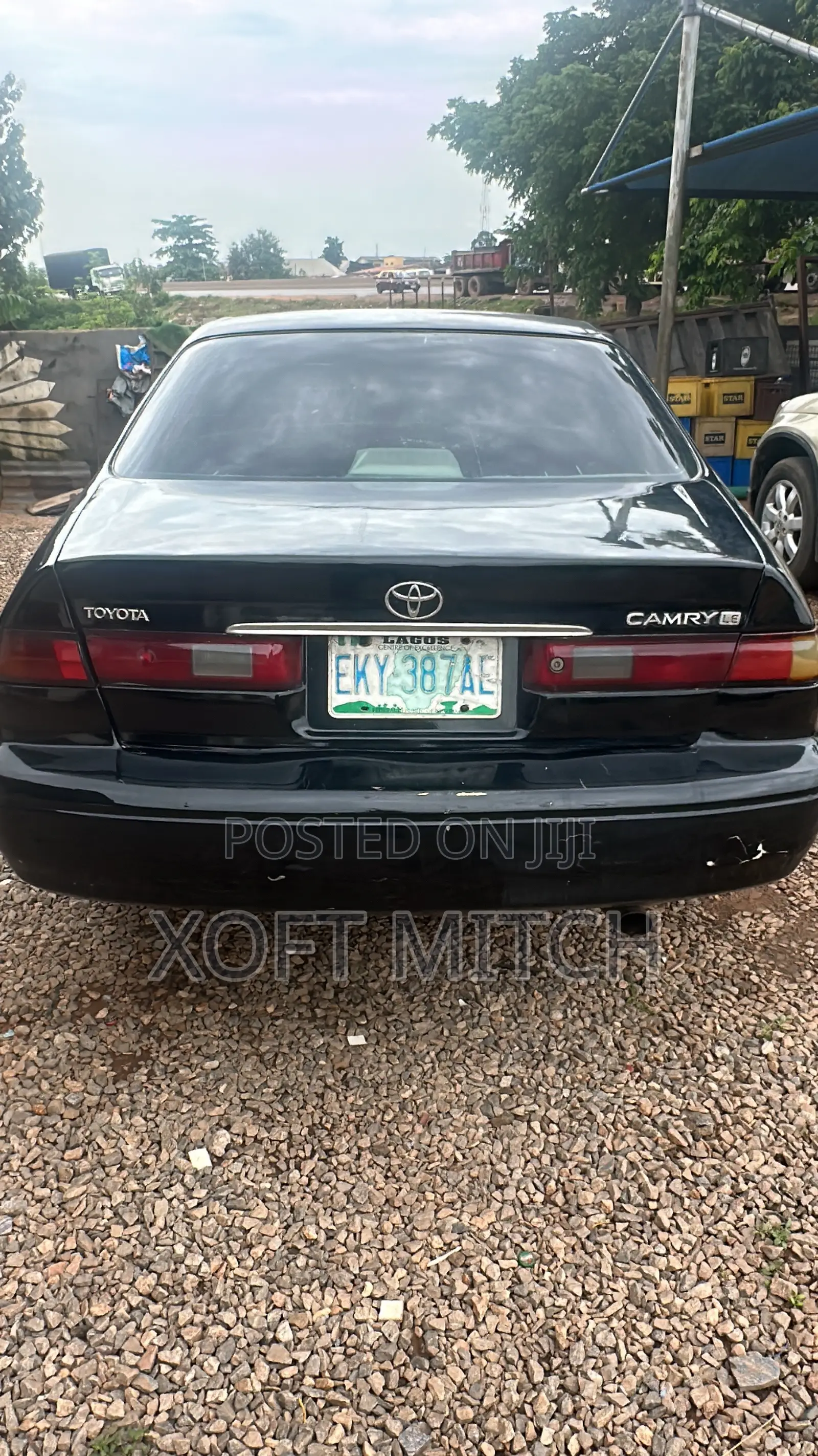 Toyota Camry 2000 Black