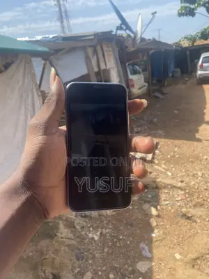 Apple iPhone 11 64 GB Purple