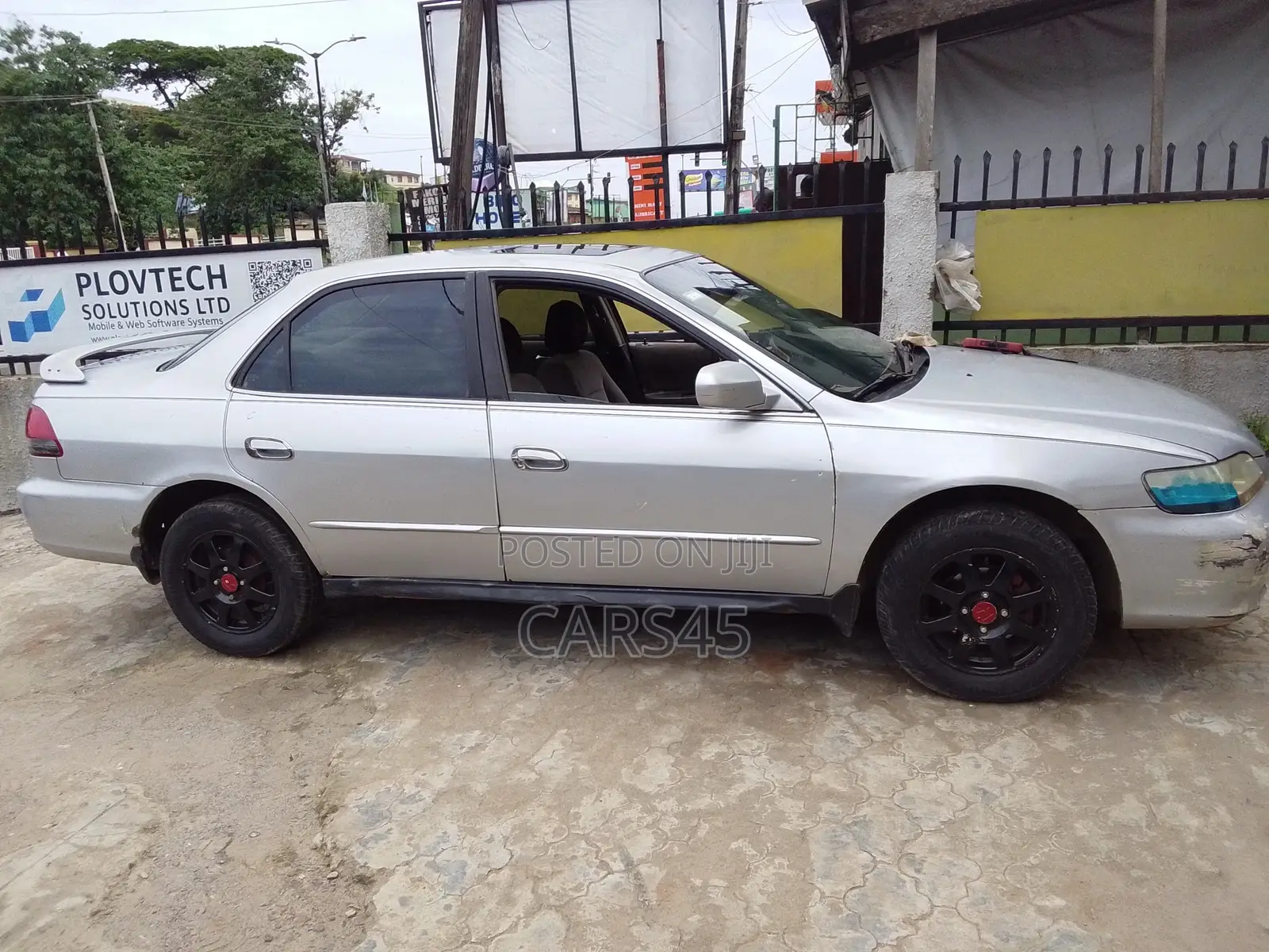 Honda Accord 2002 Silver