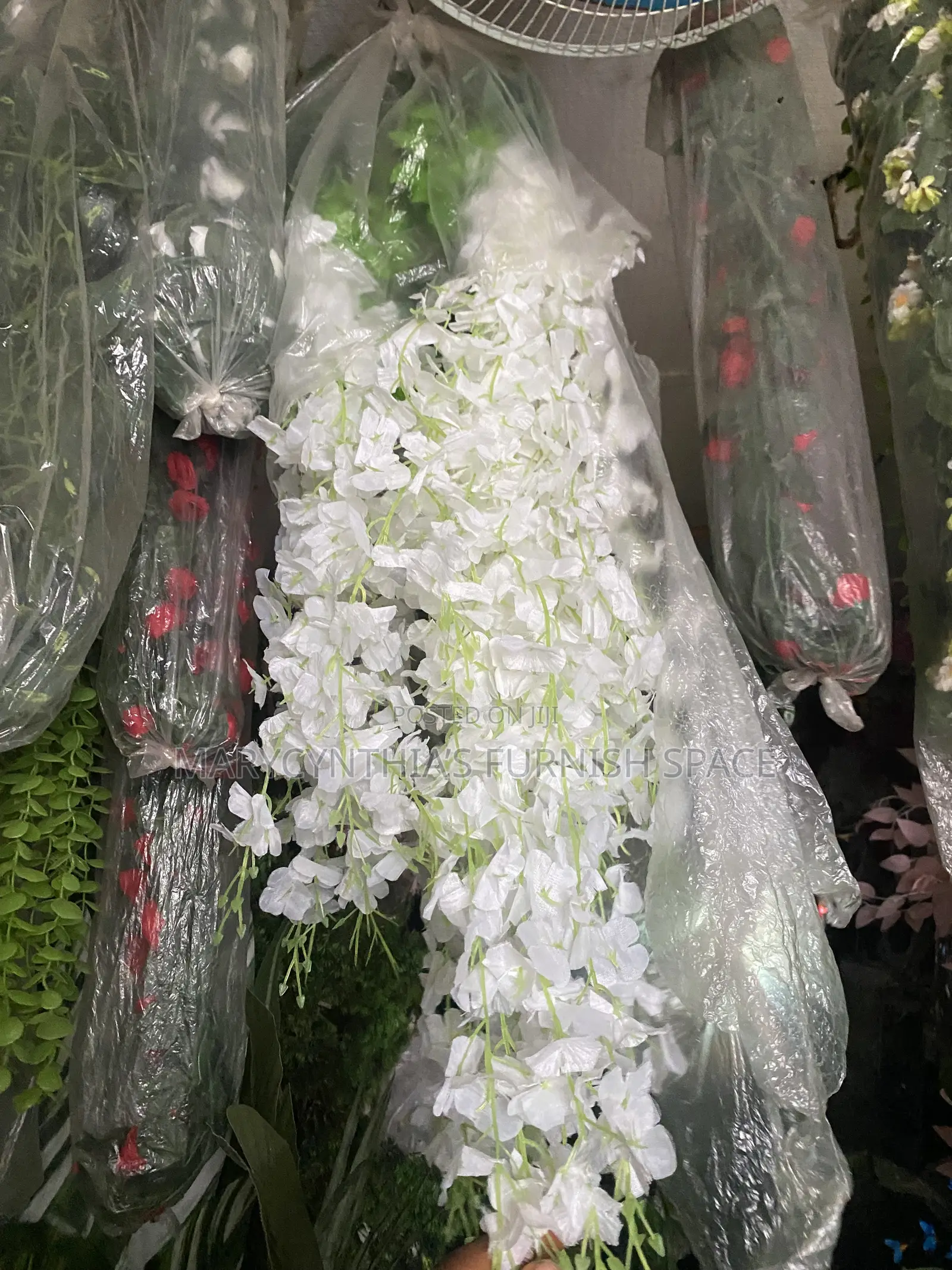 Drop-Down Flowers – Elegant Event Home Decoration