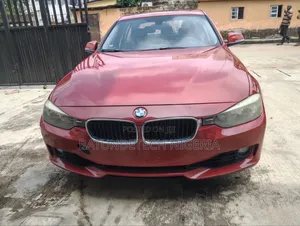 BMW 328i 2013 Red