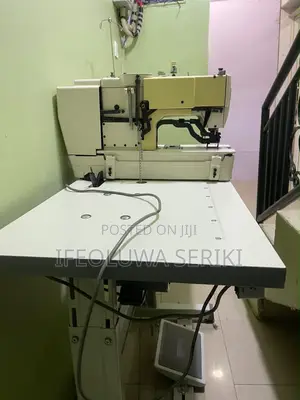 Neatly Used Industrial Buttonhole Machine for Sale! 