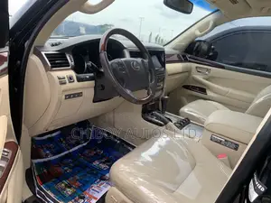 Lexus LX 570 AWD 2015 Black