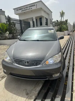 Toyota Camry 3.0 V6 Automatic 2006 Gray