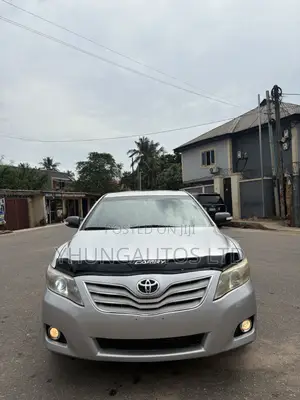 Toyota Camry XLE V6 4dr Sedan (3.5L 6cyl 6AM) 2008 Silver