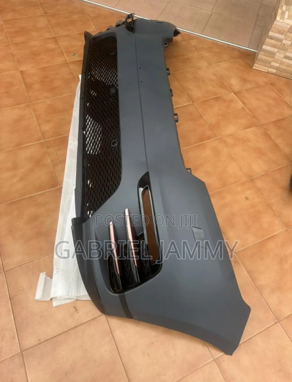 Range Rover Velar Dynamic Front Bumper