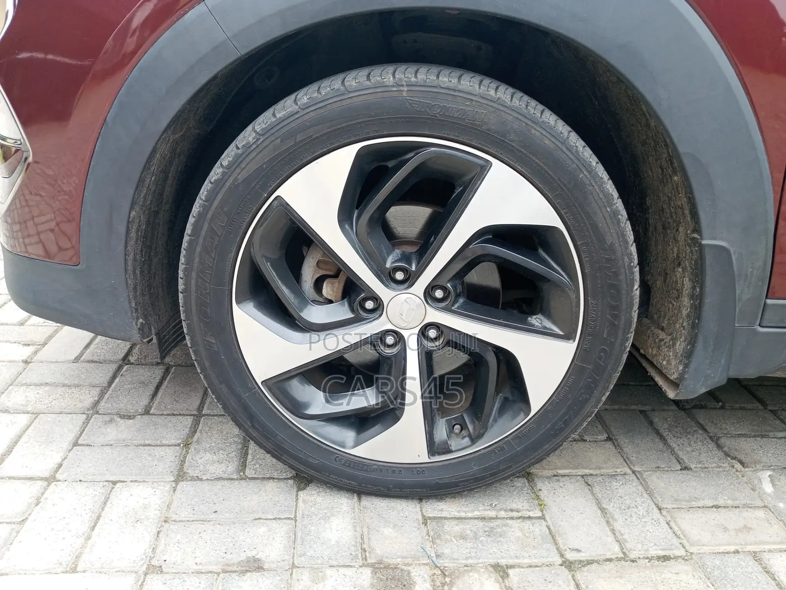 Hyundai Tucson 2016 Red