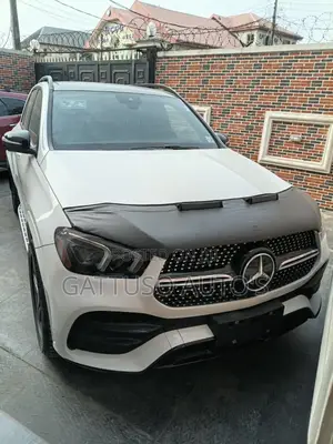 Mercedes-Benz GLE-Class 2021 White