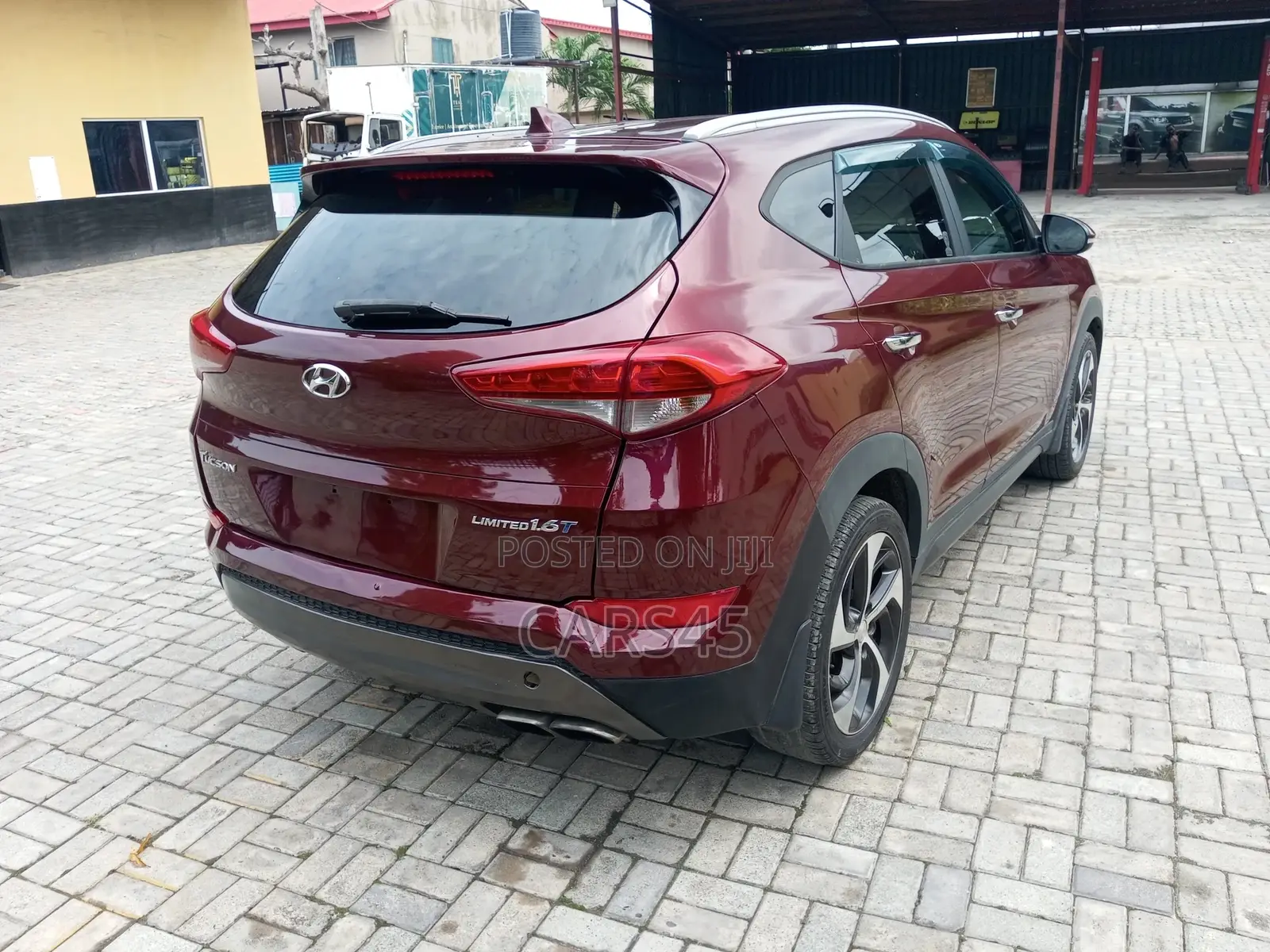 Hyundai Tucson 2016 Red