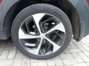 Hyundai Tucson 2016 Red