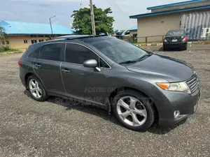 Toyota Venza AWD 2011 Gray