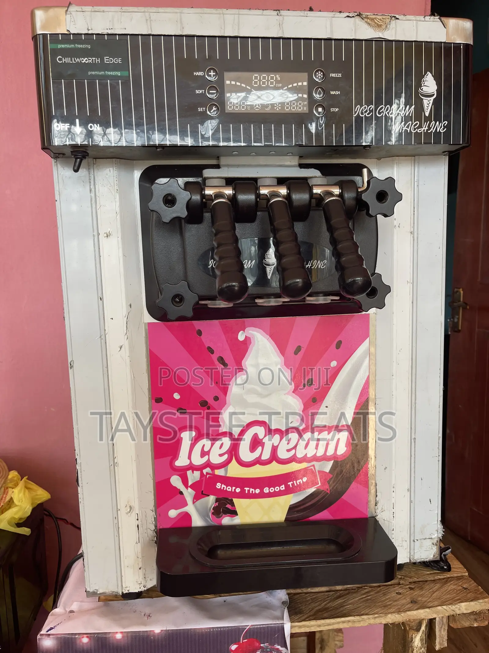 Ice Cream Machine