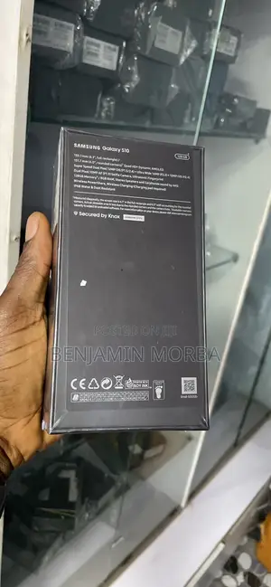 New Samsung Galaxy S10 128 GB