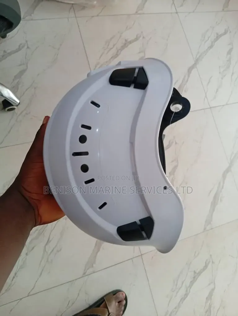 4 Points Strap Fire Resistant Helmet