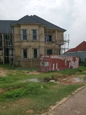 5bdrm Duplex in Asokoro for sale