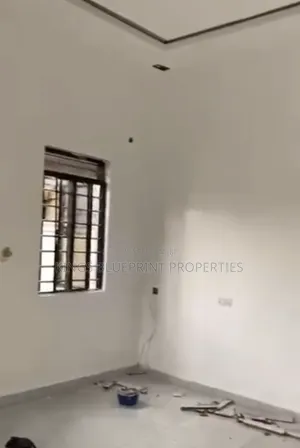 3bdrm Block of Flats in Opete, Warri for rent