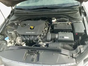 Hyundai Elantra SE 2018 Silver