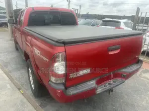 Toyota Tacoma TRD PRO V6 4dr Double Cab 4WD 5.0 ft. SB (4.0L 6cyl 6M) Red